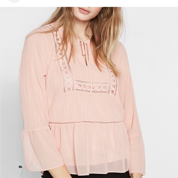 EXPRESS PULLOVER TOP NEW WITH TAG - Picture 1 of 12